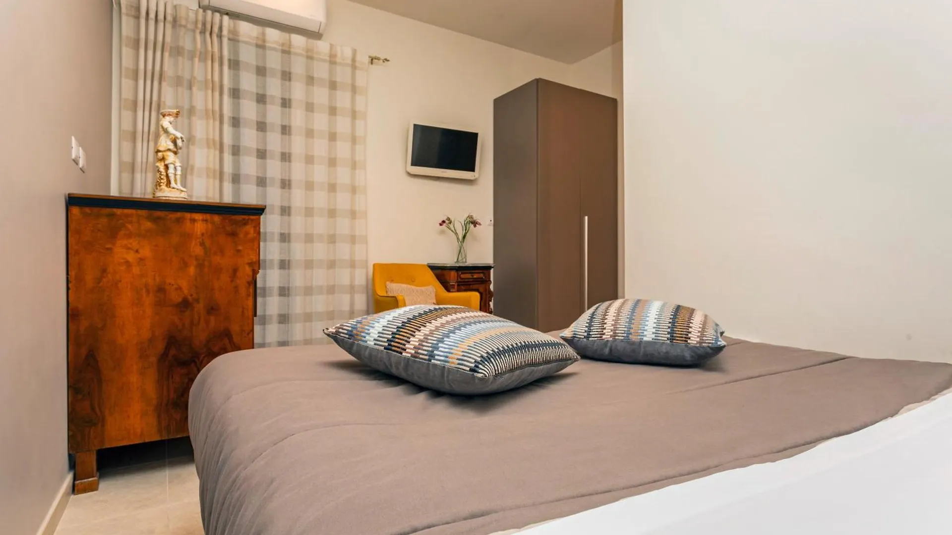 Rosemary Home - Profumi Di Sicilia Catania 0*,